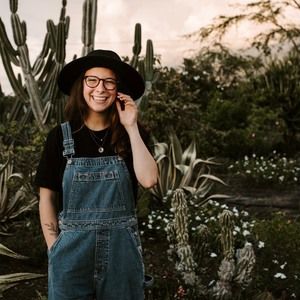 Meet your Posher, Lauren